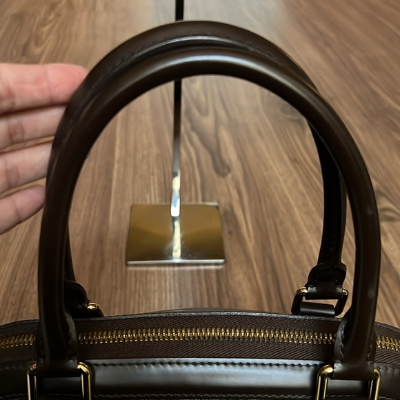 A101- ๐ฏ% authentic Louis Vuitton Trevi PM Damier bag - Picture 12 of 16